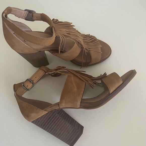 Lucky Brand 'Leesha' Womens 7.5 Fringe Block Heel Tan Nubuck Leather - Picture 11 of 11